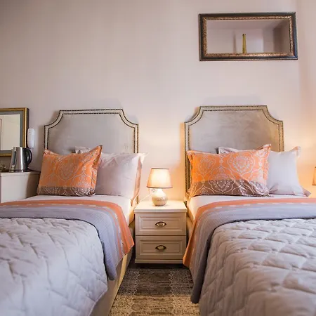 Robevski Luxury Szálloda