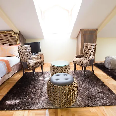 Robevski Luxury
